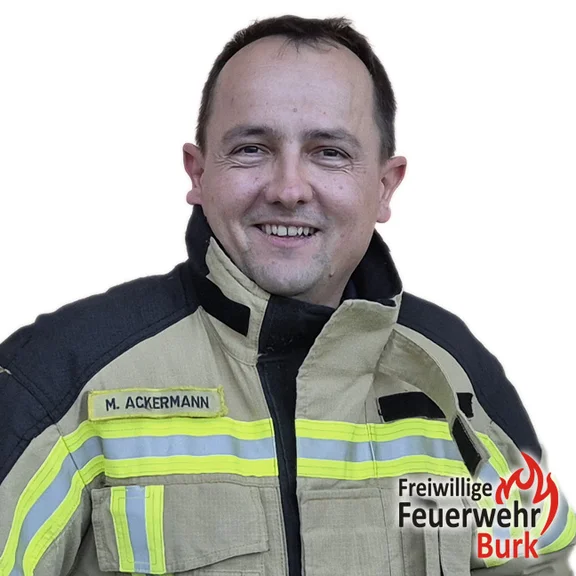 Foto des Jugendwartes Michael Ackermann in Einsatzkleidung